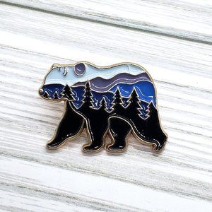 Blue Ridge Bear Ourdoors Pin Badge Brooch